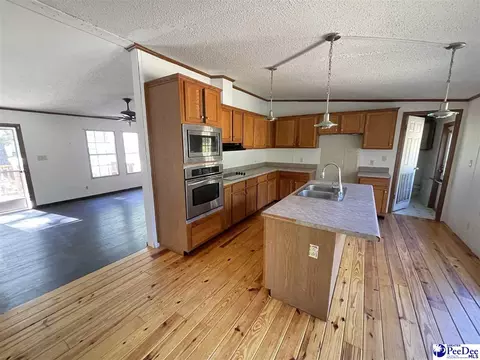 2741 Laurel Cirlce, Florence, SC 29506 photo 12