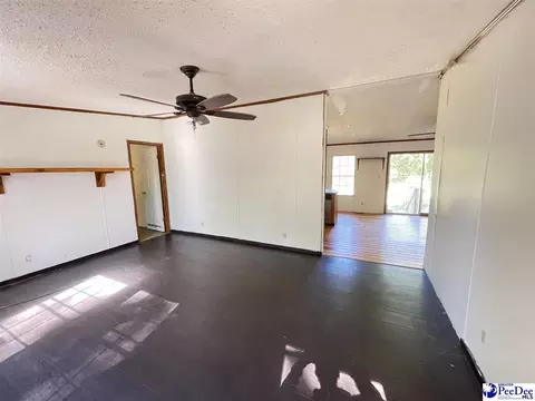 2741 Laurel Cirlce, Florence, SC 29506 photo 4
