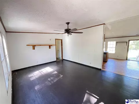 2741 Laurel Cirlce, Florence, SC 29506 photo 3