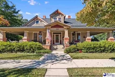 310 W College Ave, Hartsville, SC 29550
