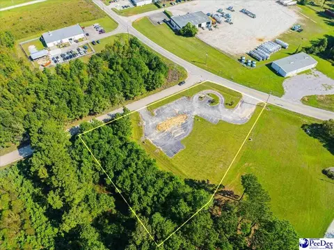 134 W Mciver Rd, Florence, SC 29501 photo 6