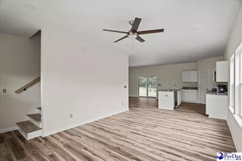 400 S Thomas Rd, Florence, SC 29501 photo 5