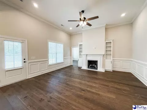 922 Third Loop Rd, Florence, SC 29505 photo 4