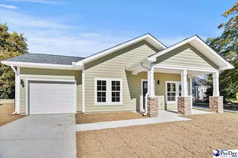 559 E Pine St, Florence, SC 29506 photo 3