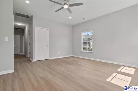 559 E Pine St, Florence, SC 29506 photo 12