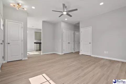 559 E Pine St, Florence, SC 29506 photo 11