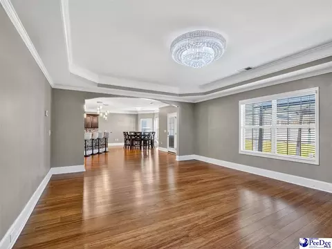 Living - 3184 Greystone Dr, Florence, SC 29501 photo 2 of 6