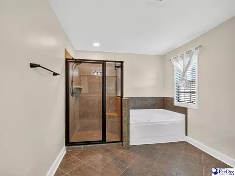 Bath - 3184 Greystone Dr, Florence, SC 29501 photo 4 of 6