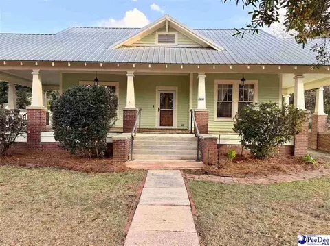 300 N 10th Ave, Dillon, SC 29536 photo 2
