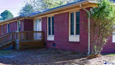 Exterior - 405 Dianne Dr, Cheraw, SC 29520 photo 1 of 12