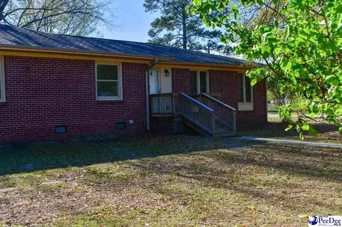 Exterior - 405 Dianne Dr, Cheraw, SC 29520 photo 2 of 12