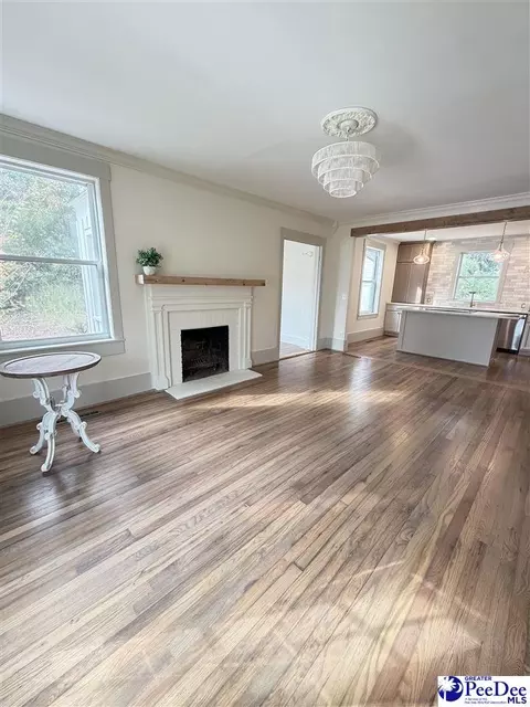 1007 W Cedar St, Florence, SC 29501 photo 2