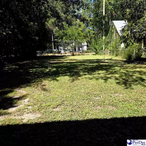 37 James Ave # B, Hartsville, SC 29550