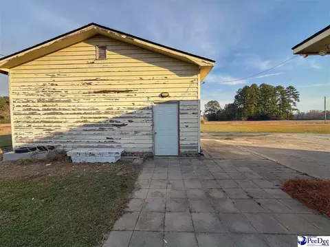 1022 Bermuda Rd, Dillon, SC 29536 photo 9