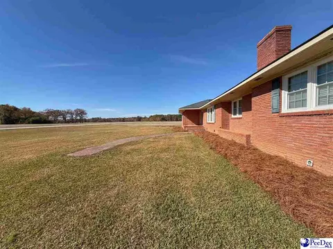 1022 Bermuda Rd, Dillon, SC 29536 photo 3