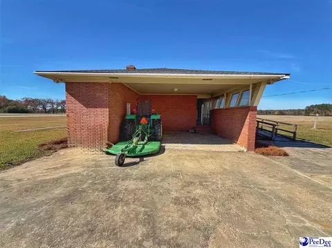 1022 Bermuda Rd, Dillon, SC 29536 photo 5