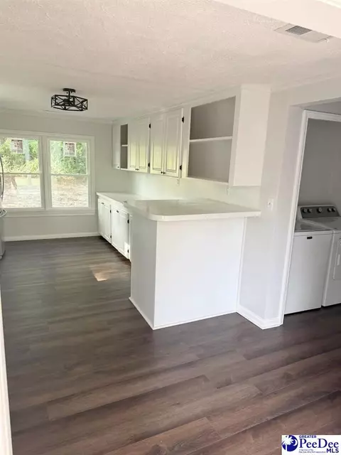 Kitchen - 81 Gary Ln, Cheraw, SC 29520 photo 3 of 3