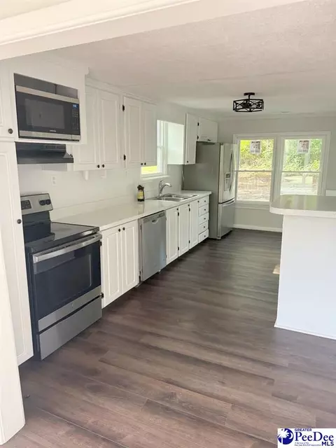 Kitchen - 81 Gary Ln, Cheraw, SC 29520 photo 1 of 3