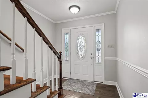 Entry Way - 305 Virginia Ave, Cheraw, SC 29520 photo 2 of 5