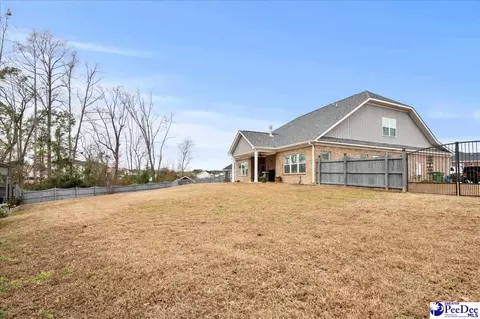 Exterior - 1057 Grove Blvd, Florence, SC 29501 photo 7 of 9