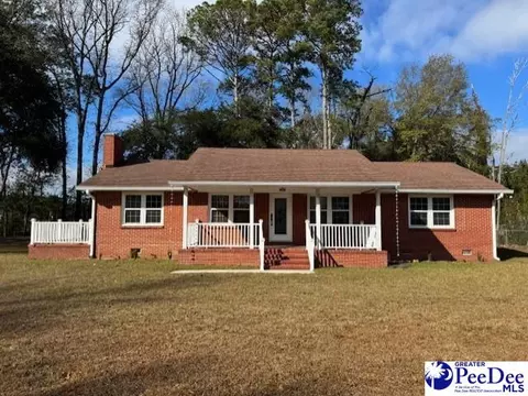 1520 Willis Dr, Hartsville, SC 29550