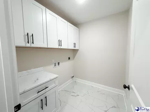 926 Third Loop Rd, Florence, SC 29505 photo 14