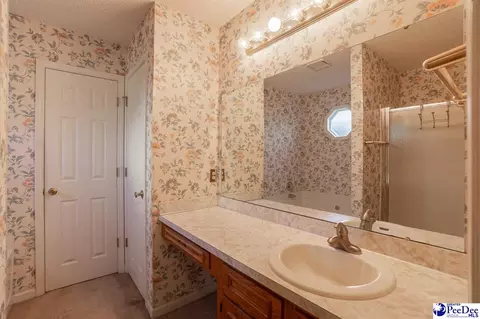 1041 Dover Cir, Sumter, SC 29154 photo 36