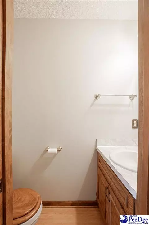 1041 Dover Cir, Sumter, SC 29154 photo 13