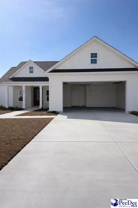 3069 Fincher Dr, Florence, SC 29501