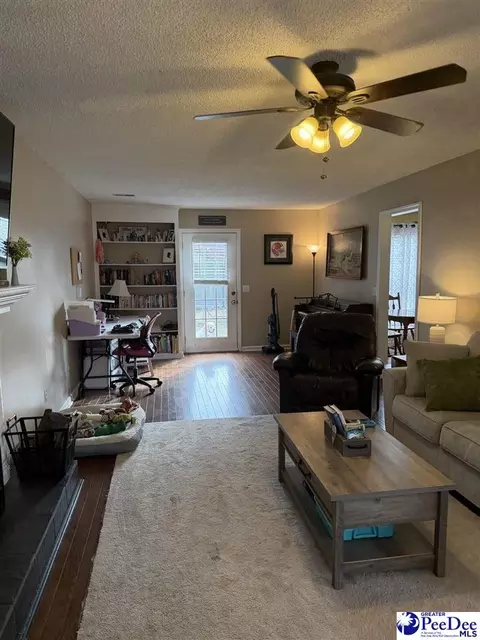 940 Declaration Rd, Florence, SC 29501 photo 5