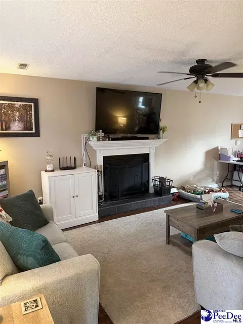 940 Declaration Rd, Florence, SC 29501 photo 6