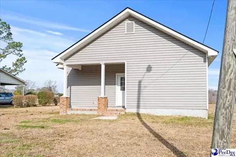 Exterior - 908 E Candy Ln, Florence, SC 29505 photo 5 of 6