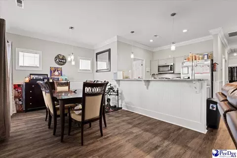 Dining - 908 E Candy Ln, Florence, SC 29505 photo 1 of 2