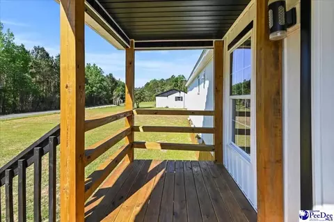 446 Sonny Rd, Gresham, SC 29546 photo 4