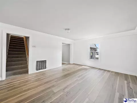 Living - 308 E Miller, Jefferson, SC 29718 photo 6 of 9