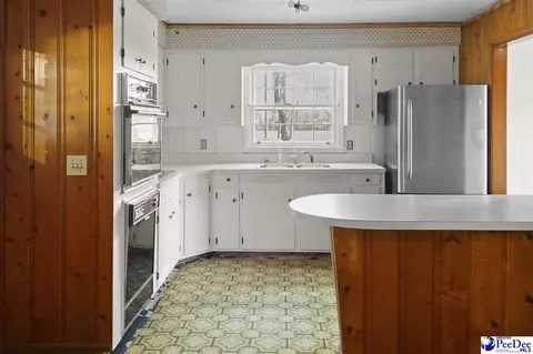 Kitchen - 503 E Northside Ave, Marion, SC 29571 photo 1 of 4