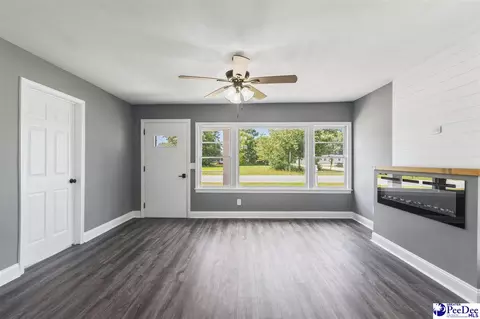 601 S 4th Ave, Dillon, SC 29536 photo 8