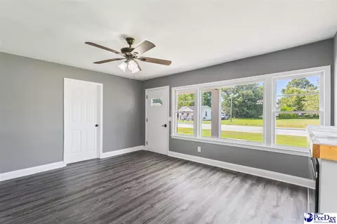 601 S 4th Ave, Dillon, SC 29536 photo 9