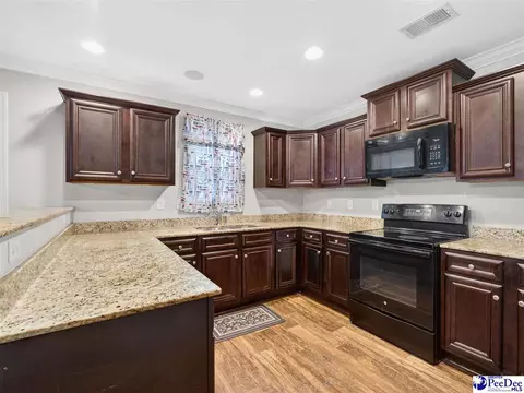 Kitchen - 2115 Chatfield Dr, Florence, SC 29505 photo 4 of 5