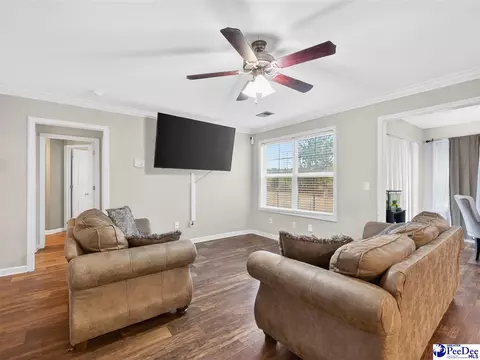 Living - 2115 Chatfield Dr, Florence, SC 29505 photo 2 of 3