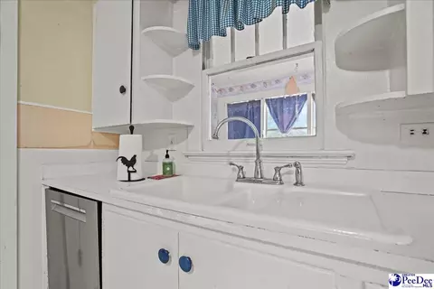 218 Huger St, Cheraw, SC 29520 photo 8