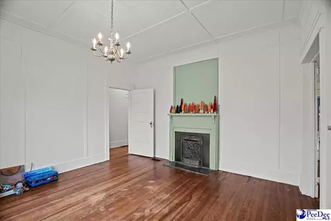 218 Huger St, Cheraw, SC 29520 photo 5