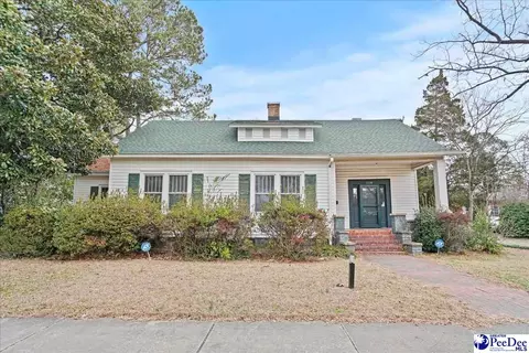 218 Huger St, Cheraw, SC 29520 photo 1