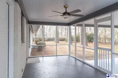 Exterior - 1815 Hampton Dr, Florence, SC 29505 photo 7 of 8