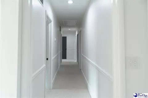 Entry Way - 1815 Hampton Dr, Florence, SC 29505 photo 5 of 6