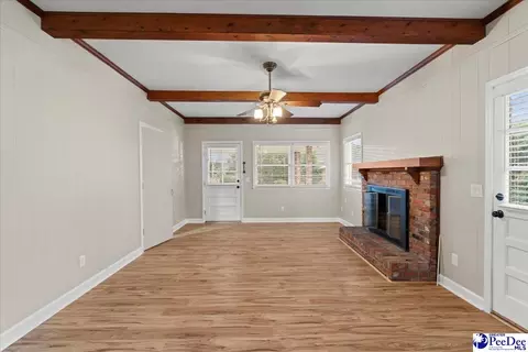 Living - 2702 Juniper Rd, Florence, SC 29501 photo 6 of 7