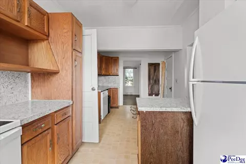 Kitchen - 201 Boykin Ave, Lamar, SC 29069 photo 4 of 5