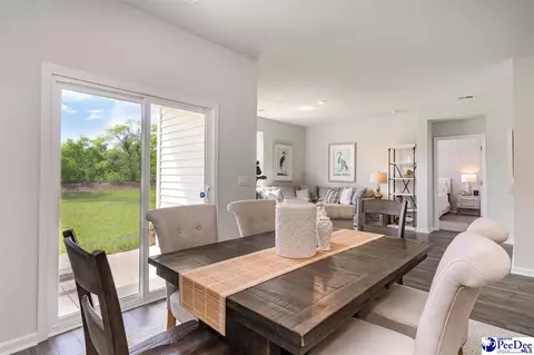 Dining - 2087 E Paces Trl, Darlington, SC 29532 photo 2 of 2