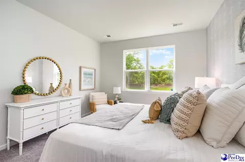 Bedroom - 2087 E Paces Trl, Darlington, SC 29532 photo 2 of 5