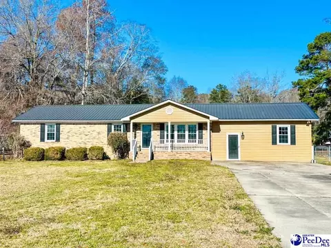 1157 Maple St, Turbeville, SC 29162